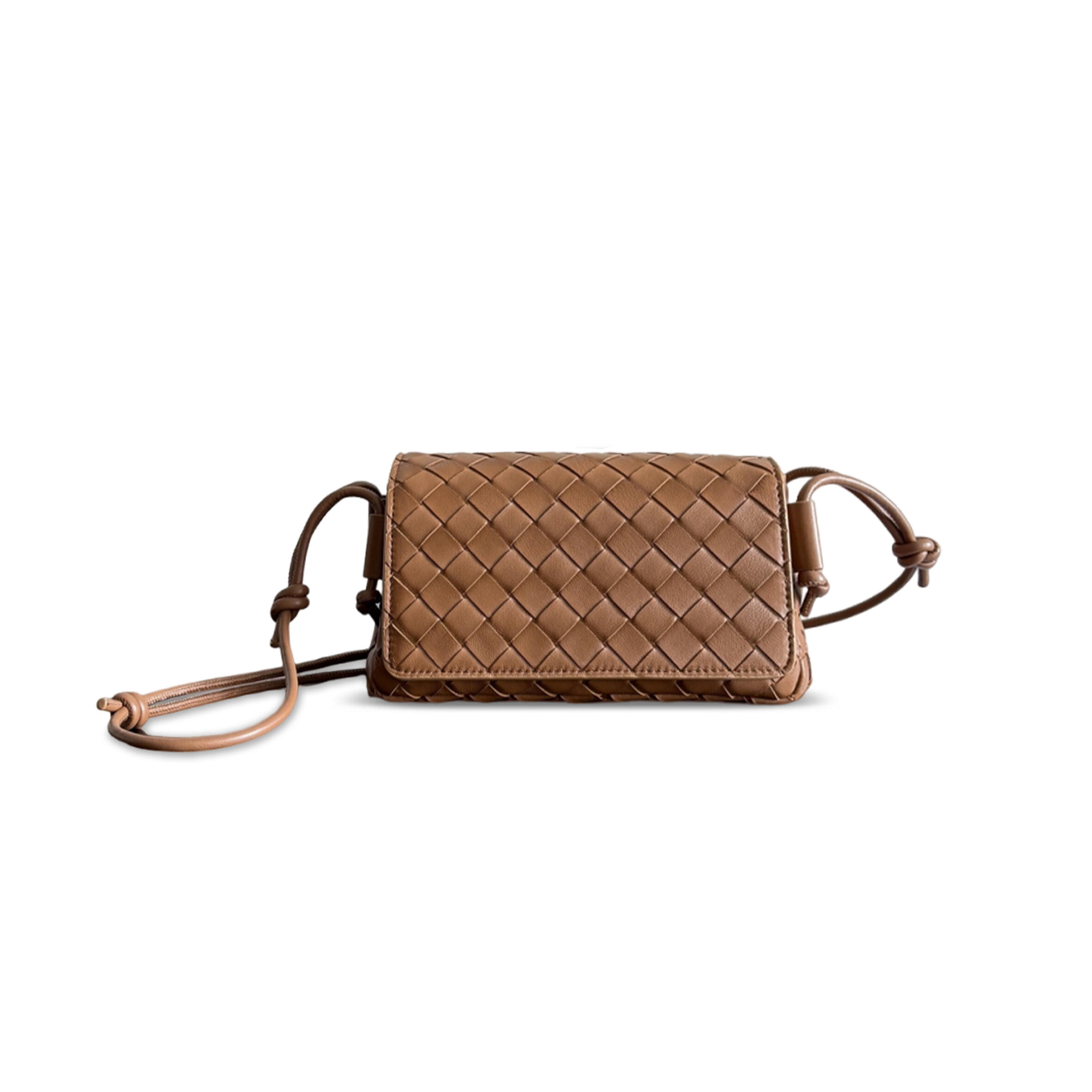 BOTTEGA VENETA NOTTURNO AMBER 843893 (21*11*9cm)